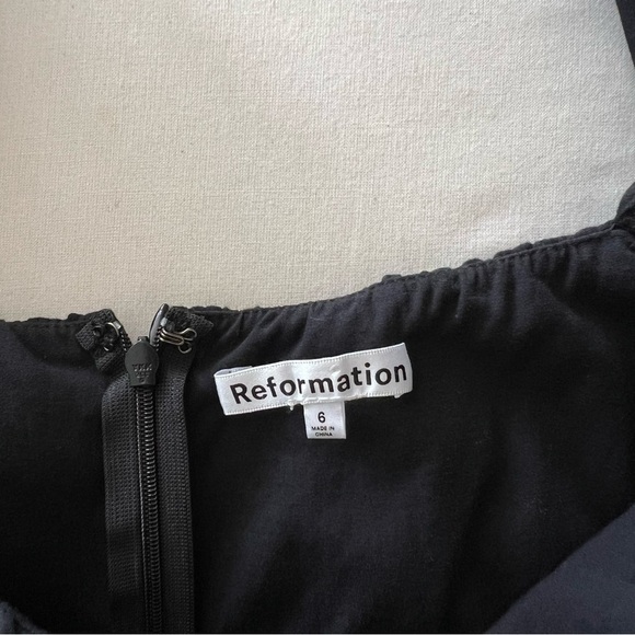 Reformation Farley Dress in Black - Picture 7 of 11